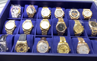 ECI Jewelers ALL GOLD Watch Collection