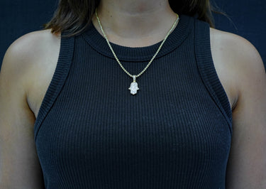 14K Yellow Gold hamsa Diamond Pendant 0.76 CT
