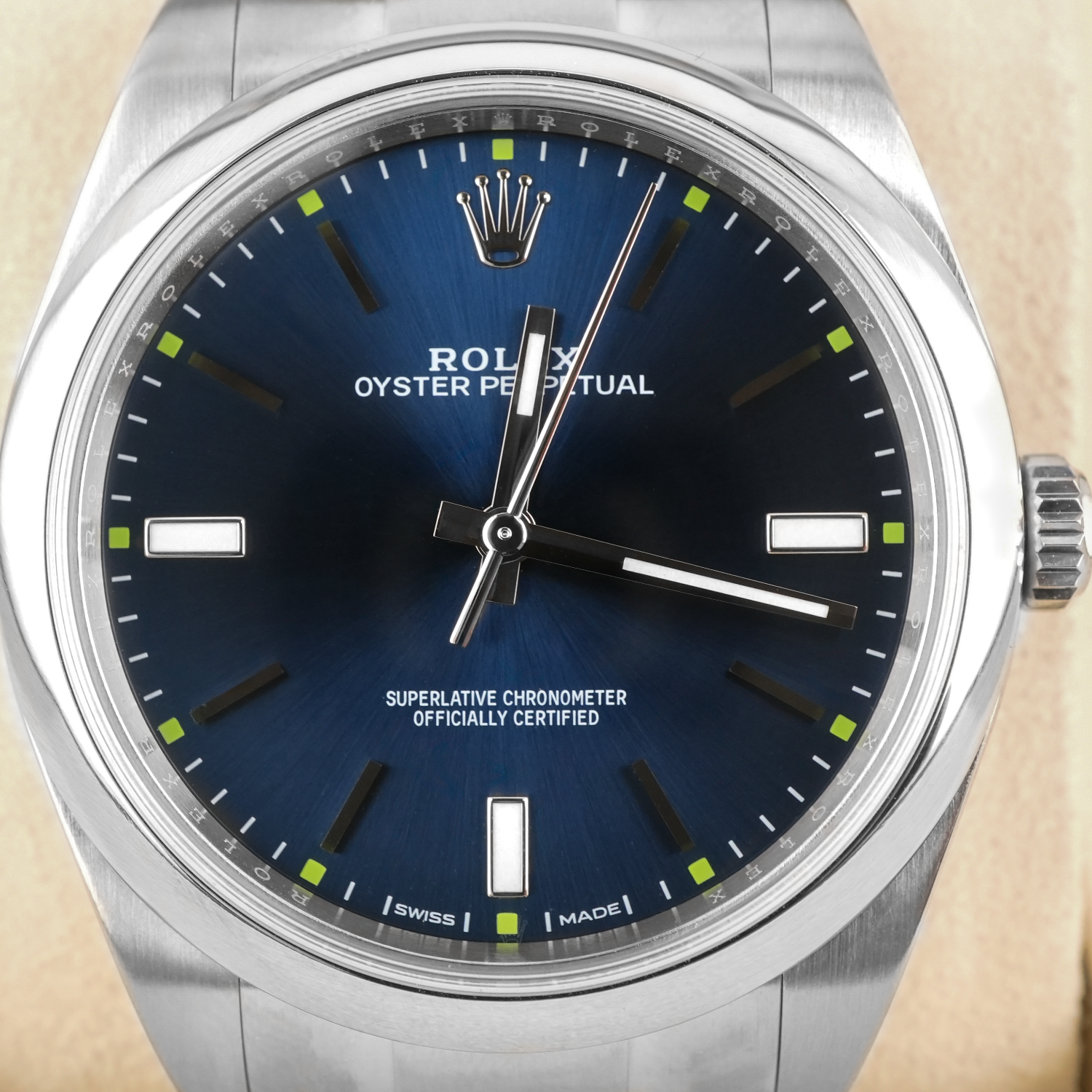 Rolex 114300 Oyster Perpetual 39 mm Smooth Bezel Blue Dial Oyster Rolex 114300 Oyster Perpetual 39 mm Smooth Bezel Blue Dial Oyster