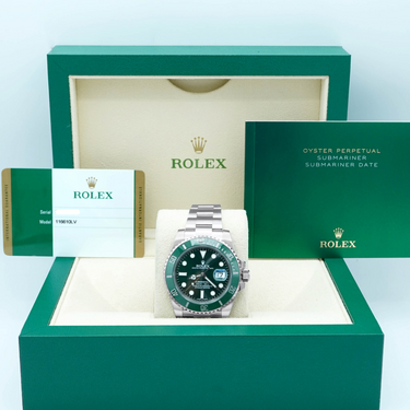 Rolex 116610LV Submariner Date 40 mm Stainless Steel Green Dial Hulk Complete Set 2016