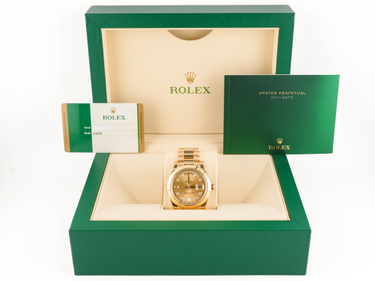 Rolex 218238 Day-Date II 41 mm 18K Yellow Gold Champagne Diamond Dial Box and Papers 2014