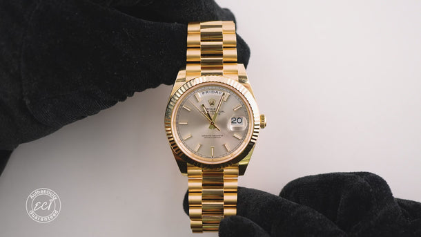 Rolex 228238 Day-Date 40 mm 18K Yellow Gold Silver Index Dial President Bracelet Complete Set 2026